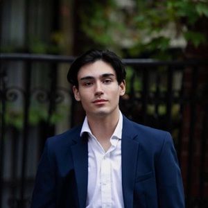 Meet your Posher, Alexio